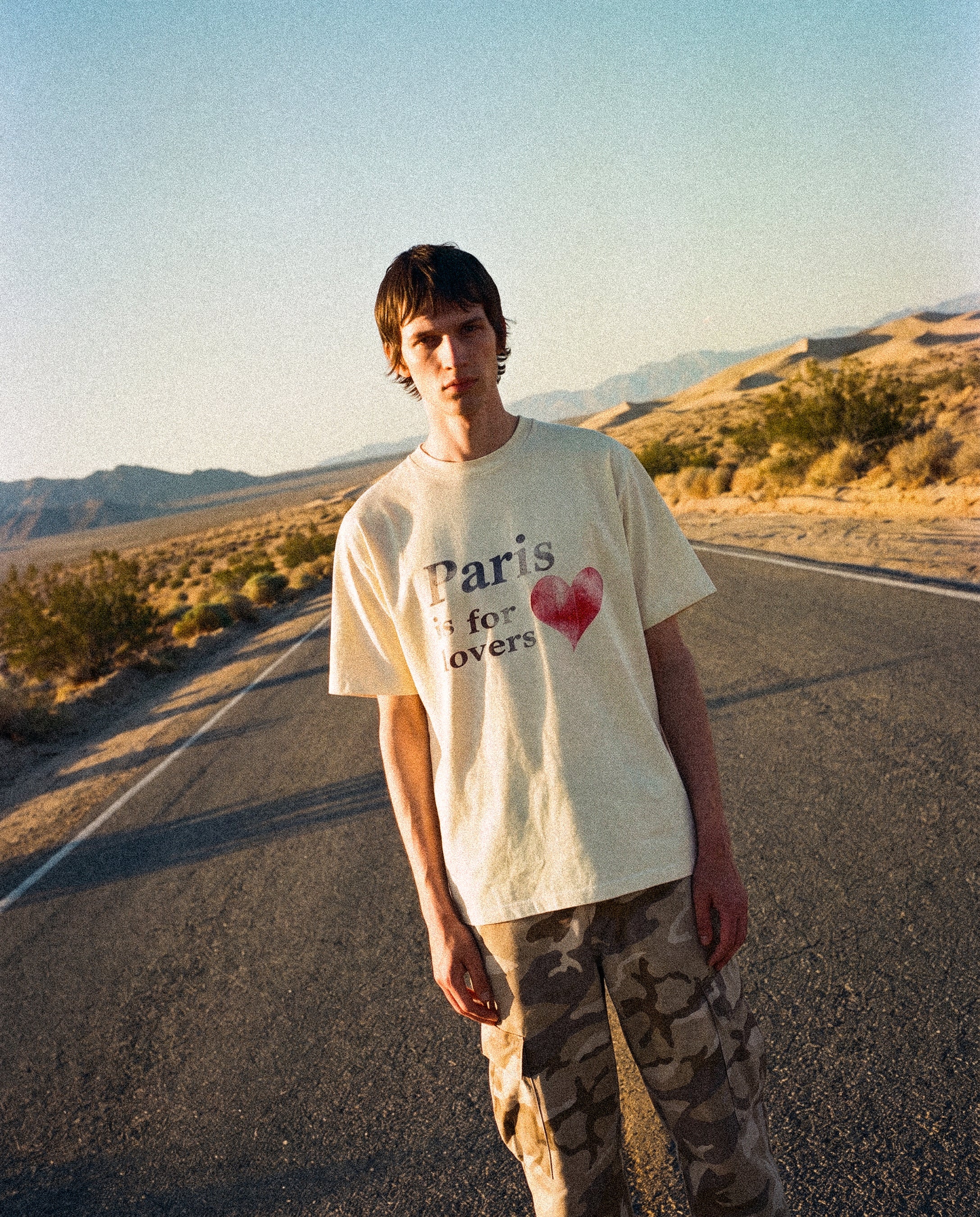 Paris is for lovers Tee
